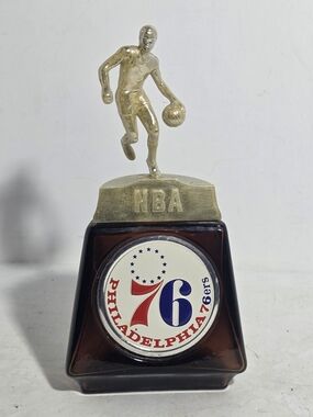 Vintage Avon NBA Philadelphia 76ers Decanter - Wild Country After Shave
